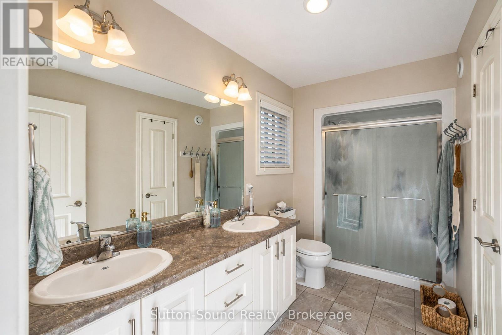 2327 10th Avenue E Property Photo 28