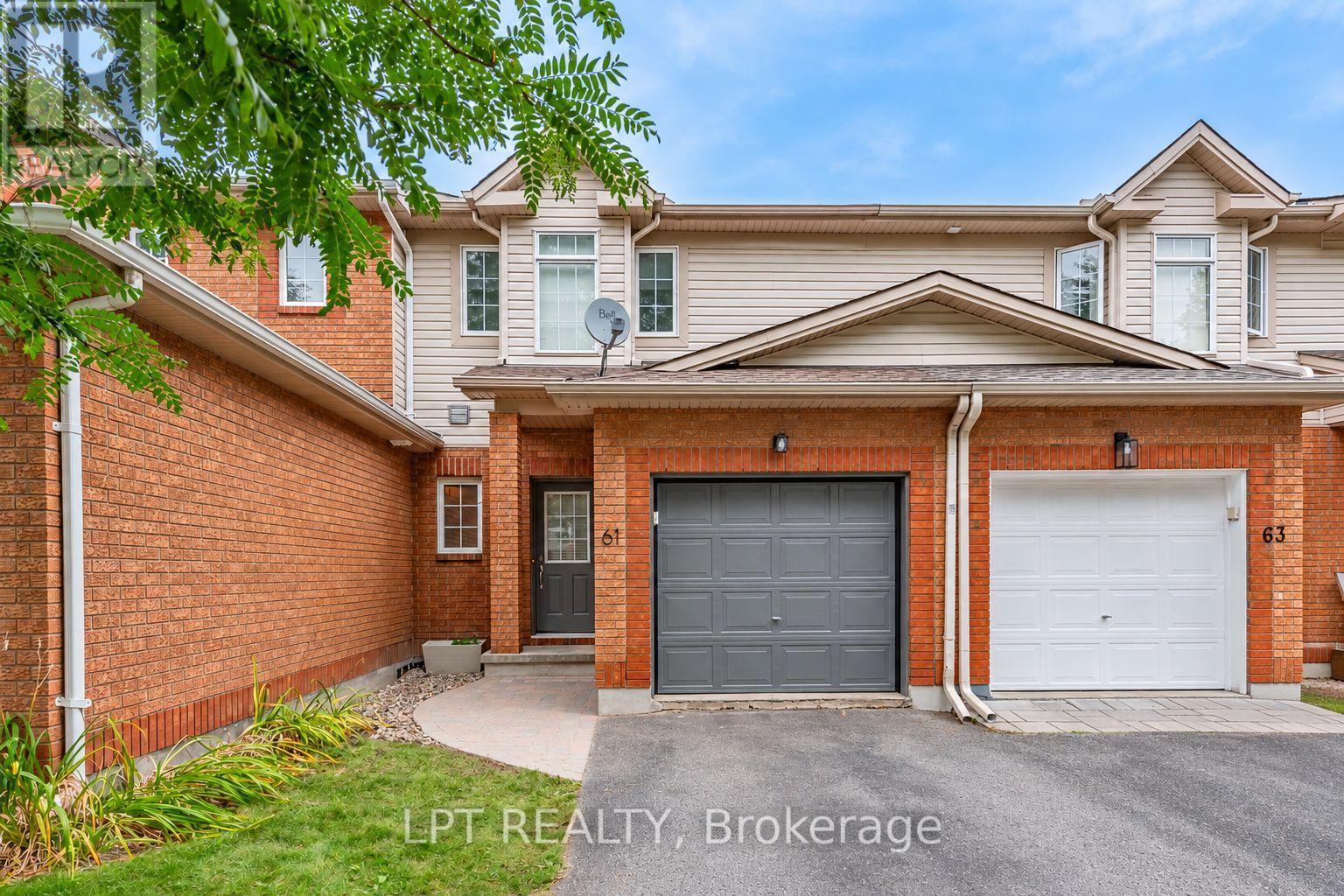 61 Tobermory Crescent Property Photo 2