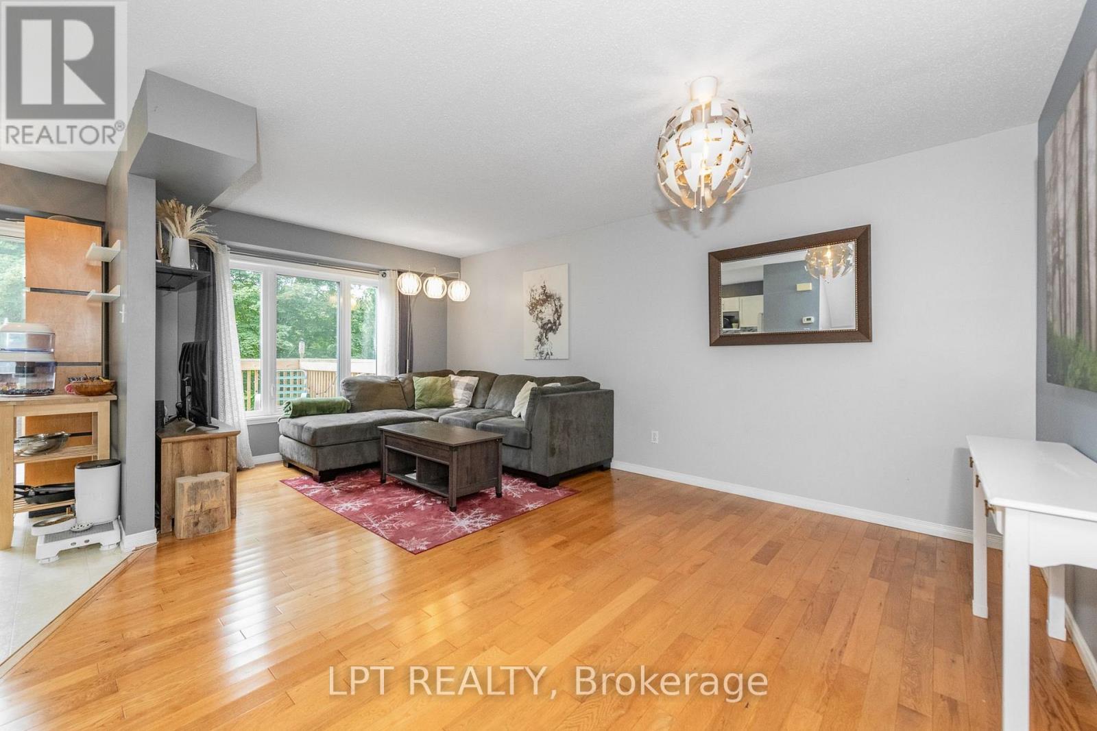 61 Tobermory Crescent Property Photo 7