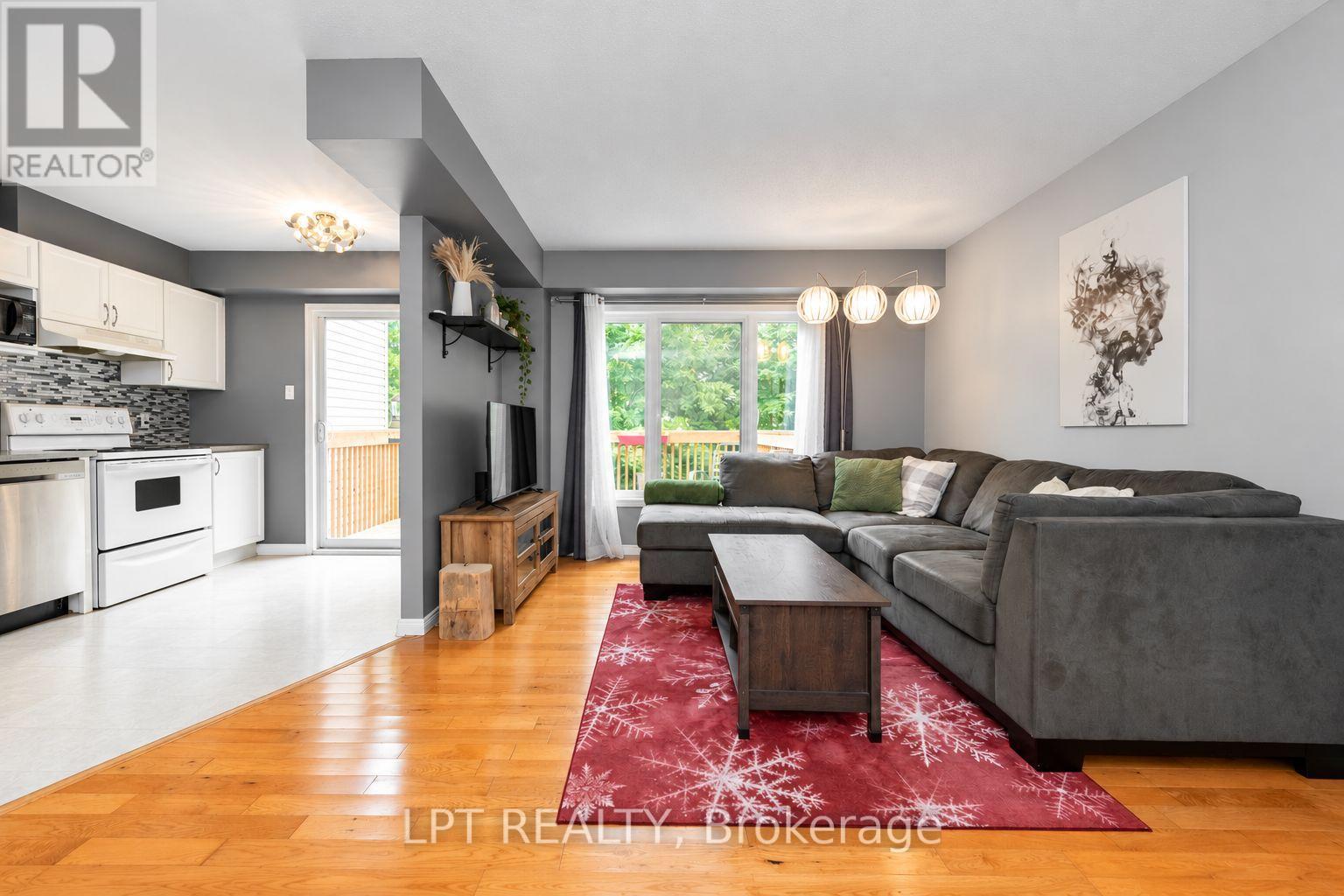 61 Tobermory Crescent Property Photo 12
