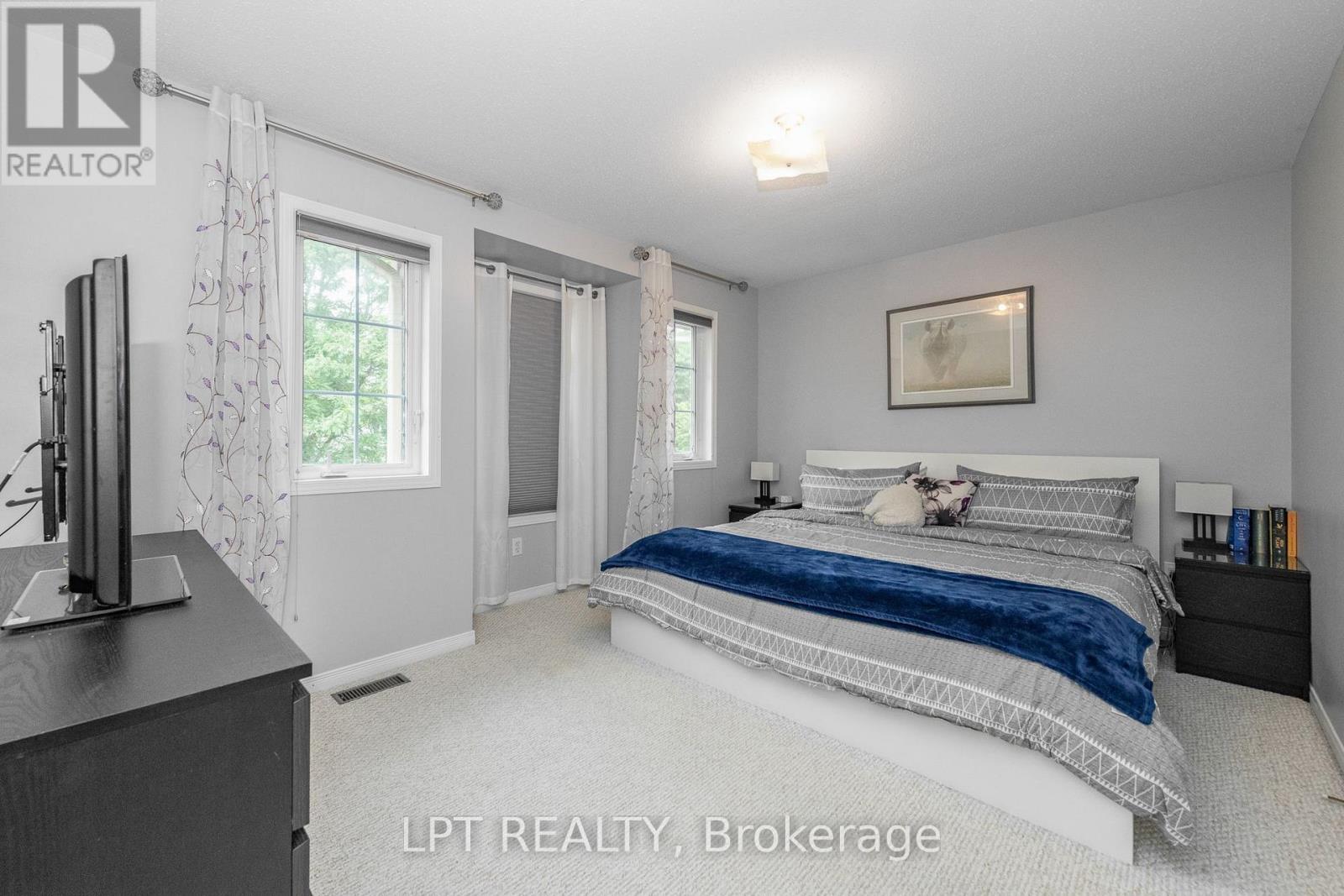 61 Tobermory Crescent Property Photo 24