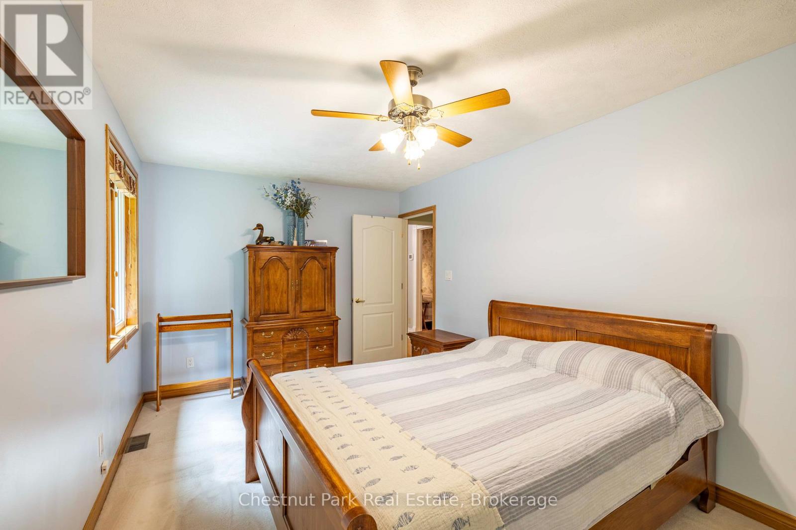 622454 Sideroad 7 Property Photo 18
