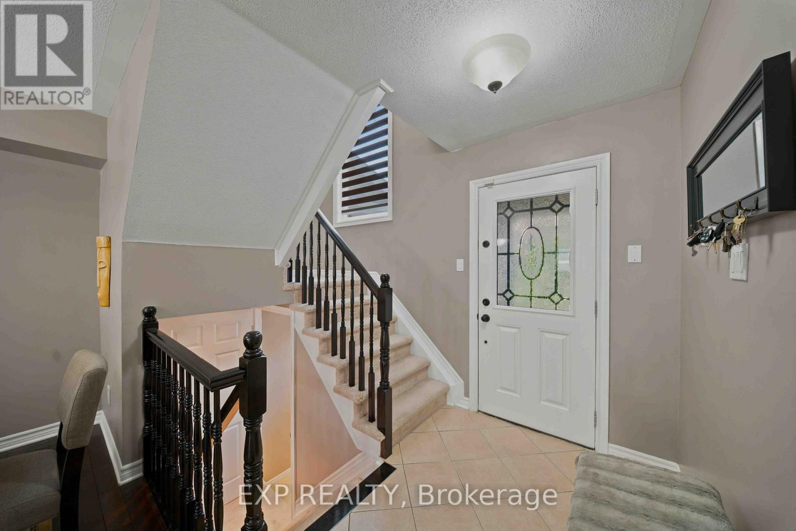 3108 Burritts Rapids Place Property Photo 2
