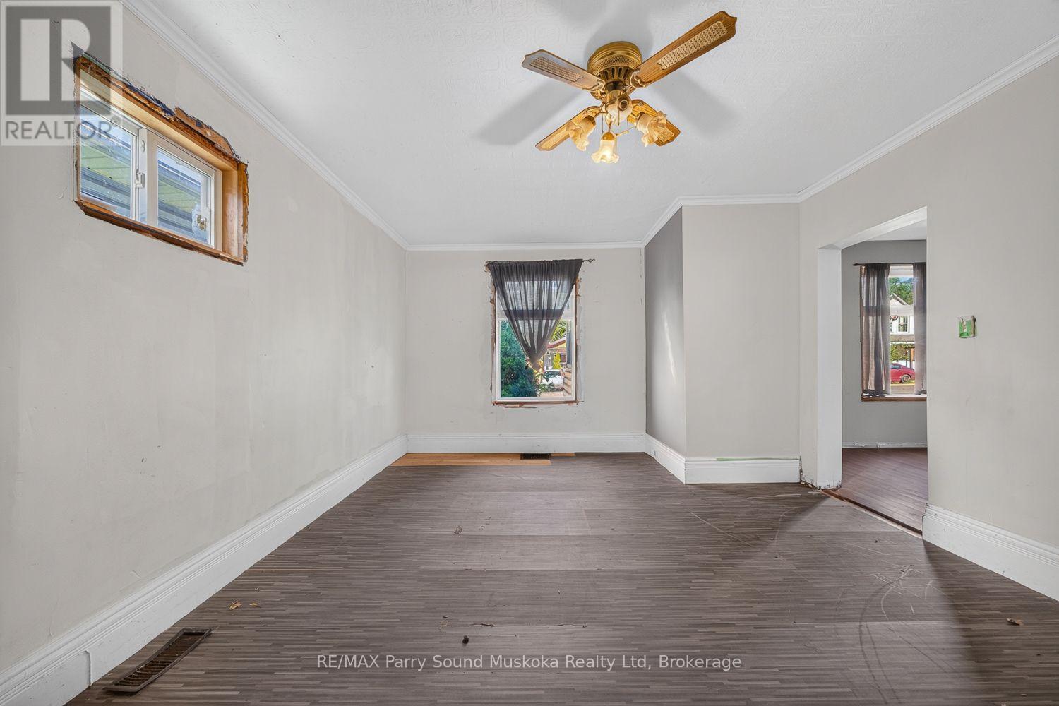 5 Wakefield Street Property Photo 17