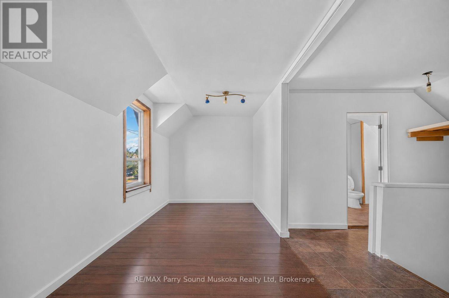 5 Wakefield Street Property Photo 20