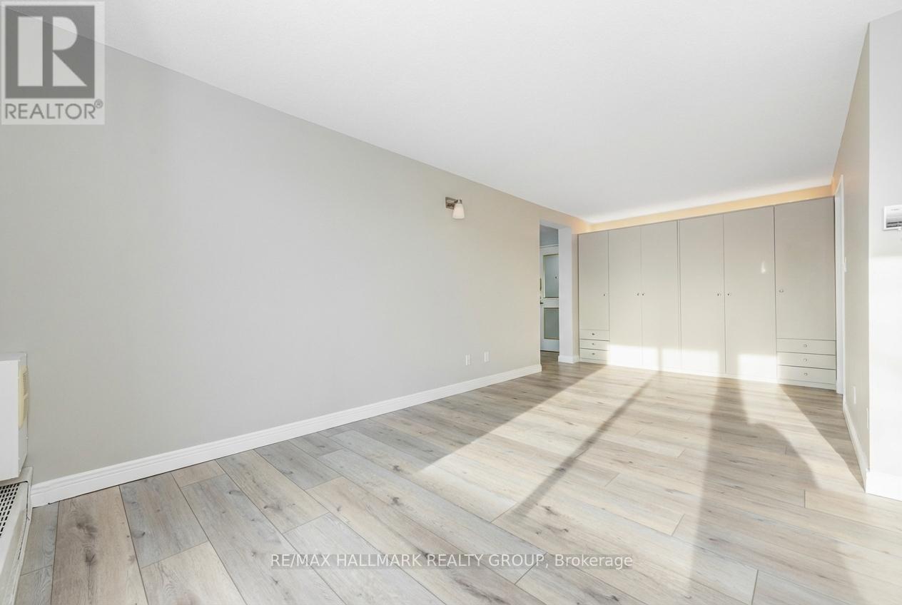#214 - 1505 Baseline Road Property Photo 5