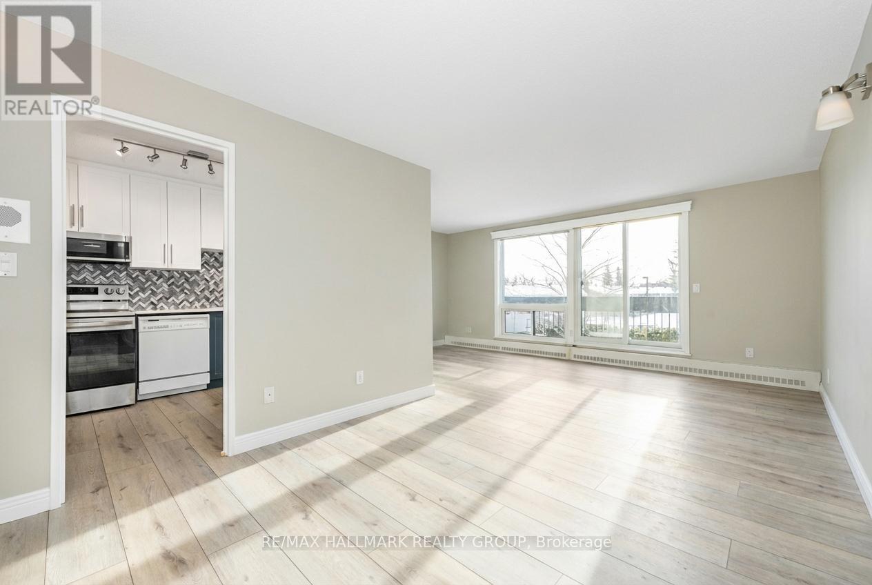 #214 - 1505 Baseline Road Property Photo 7