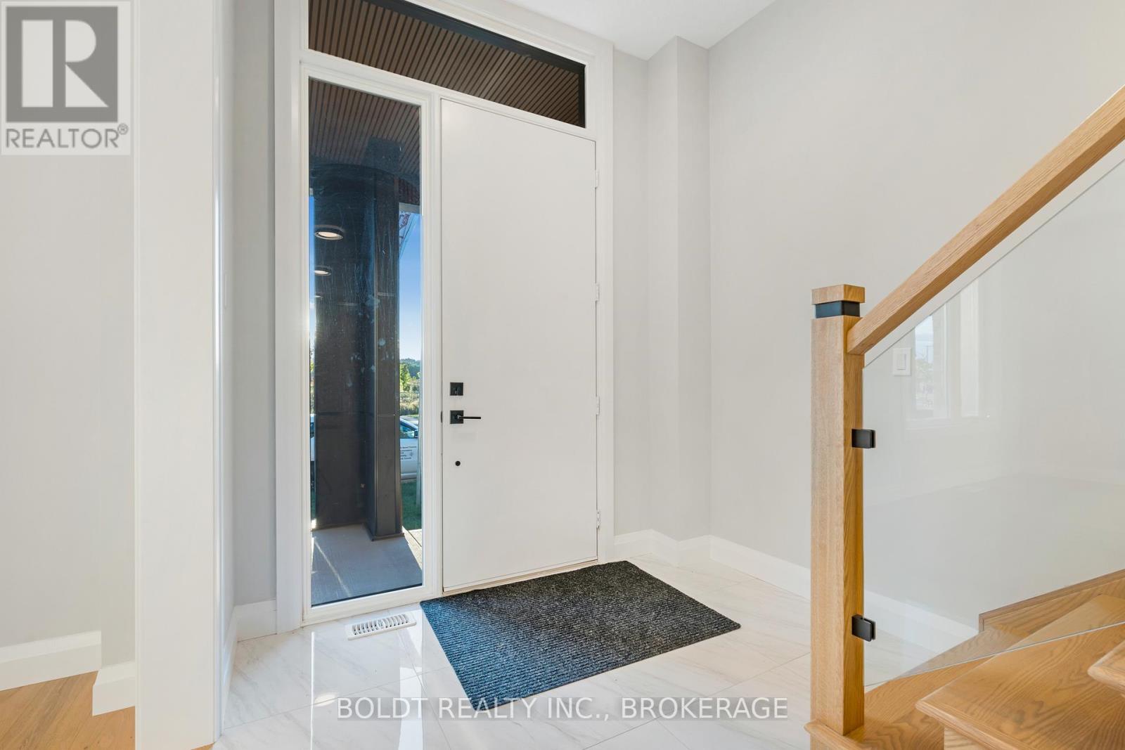 27 Wellspring Way Property Photo 4