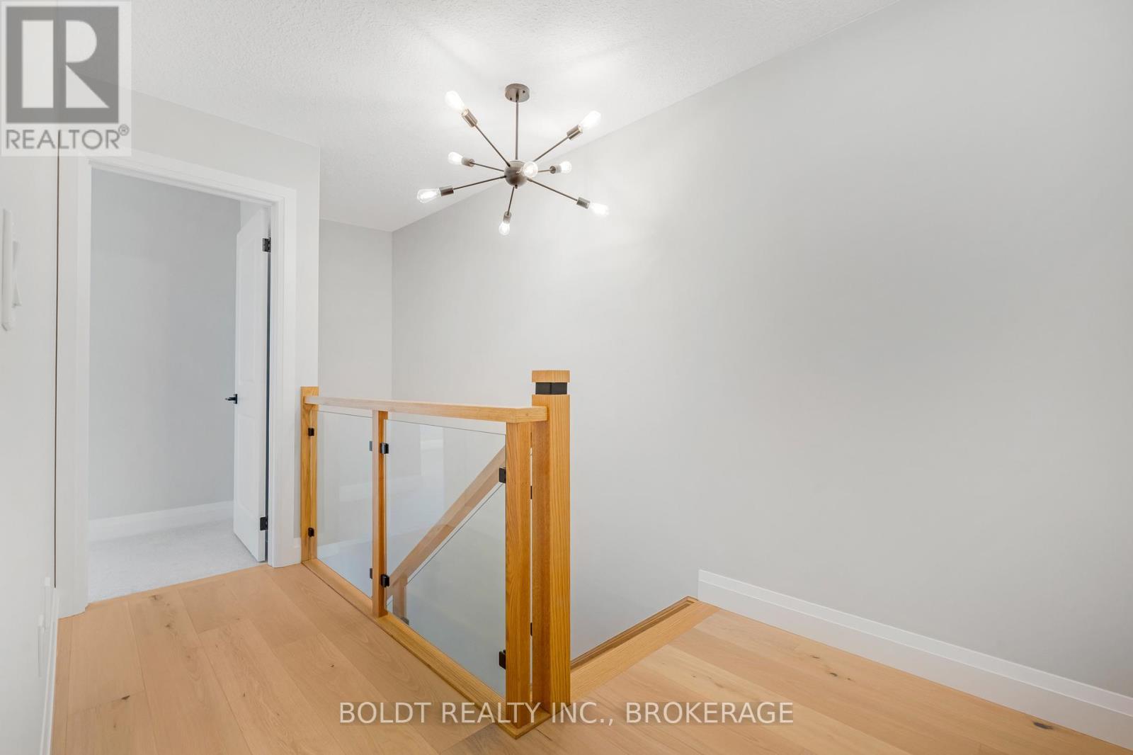27 Wellspring Way Property Photo 18