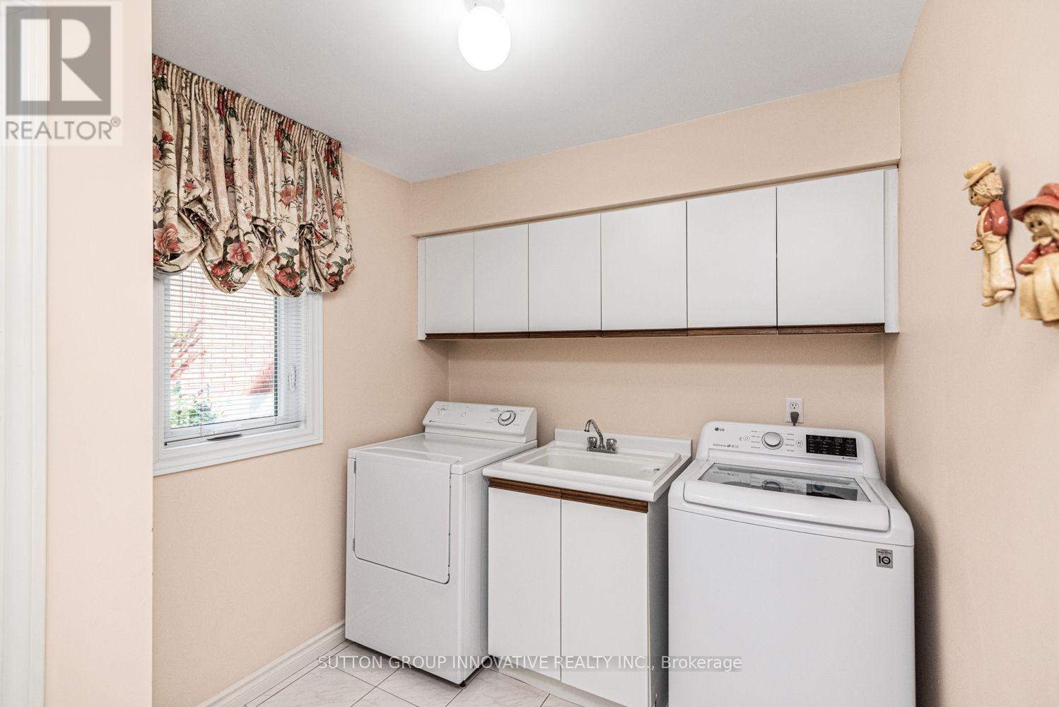 59 Renata Court Property Photo 14