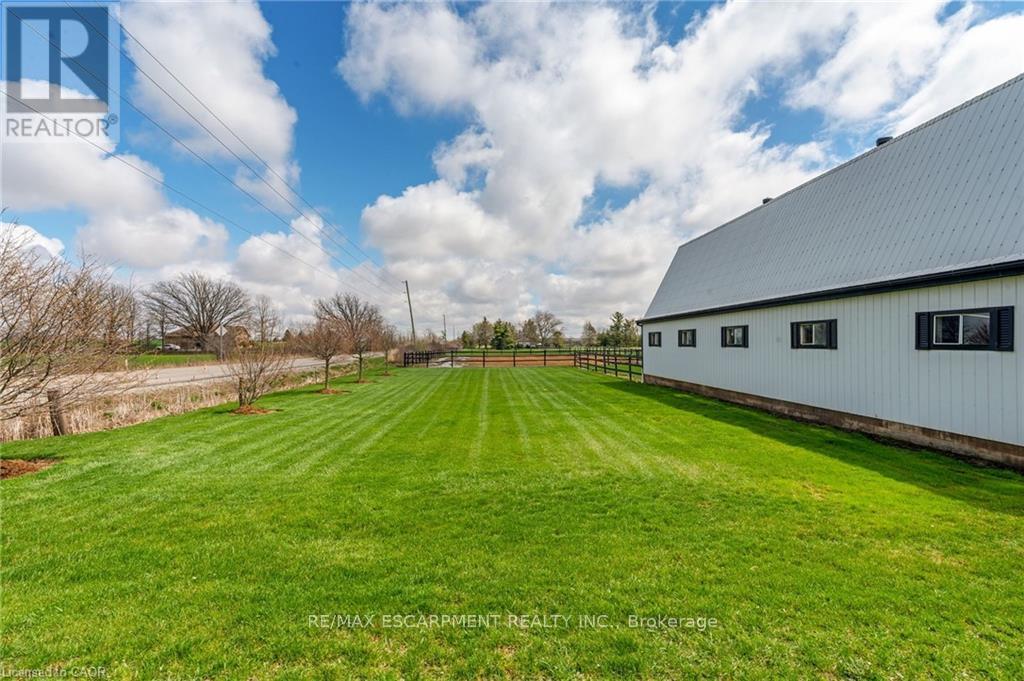 2223 Hall Road Property Photo 28