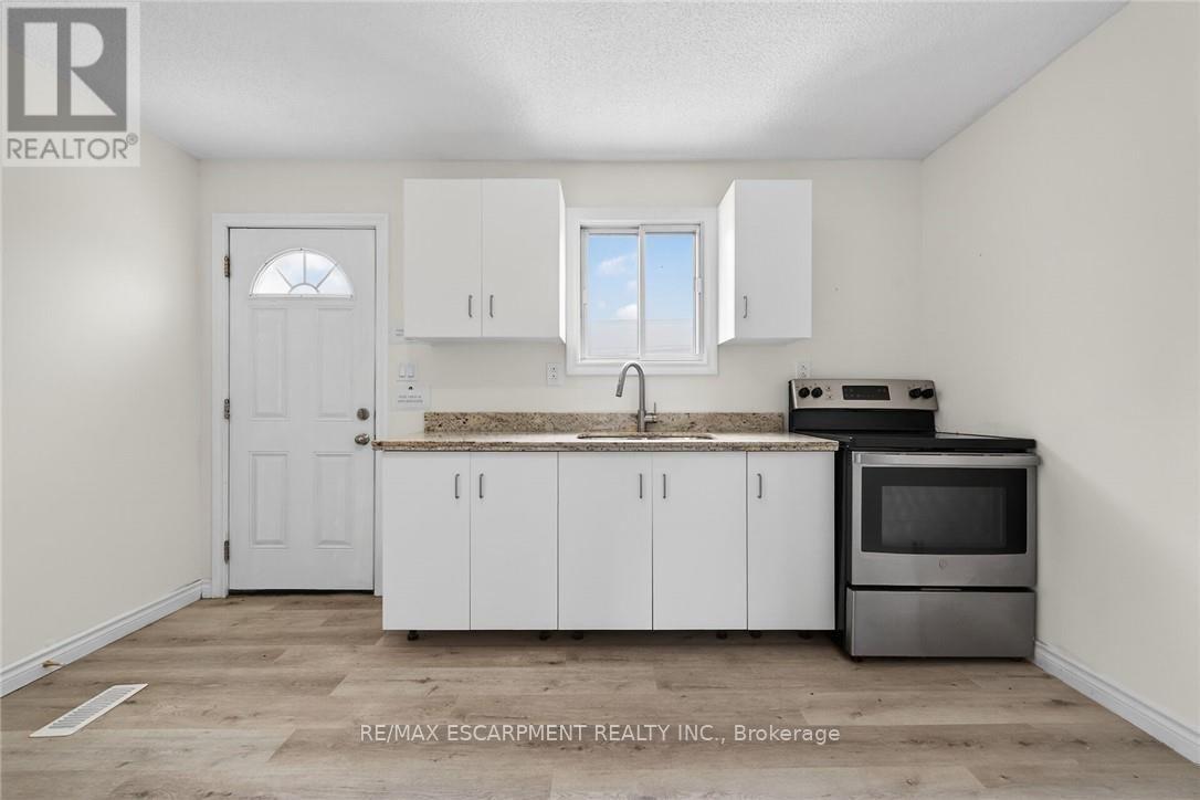 4049 6 Highway Property Photo 9