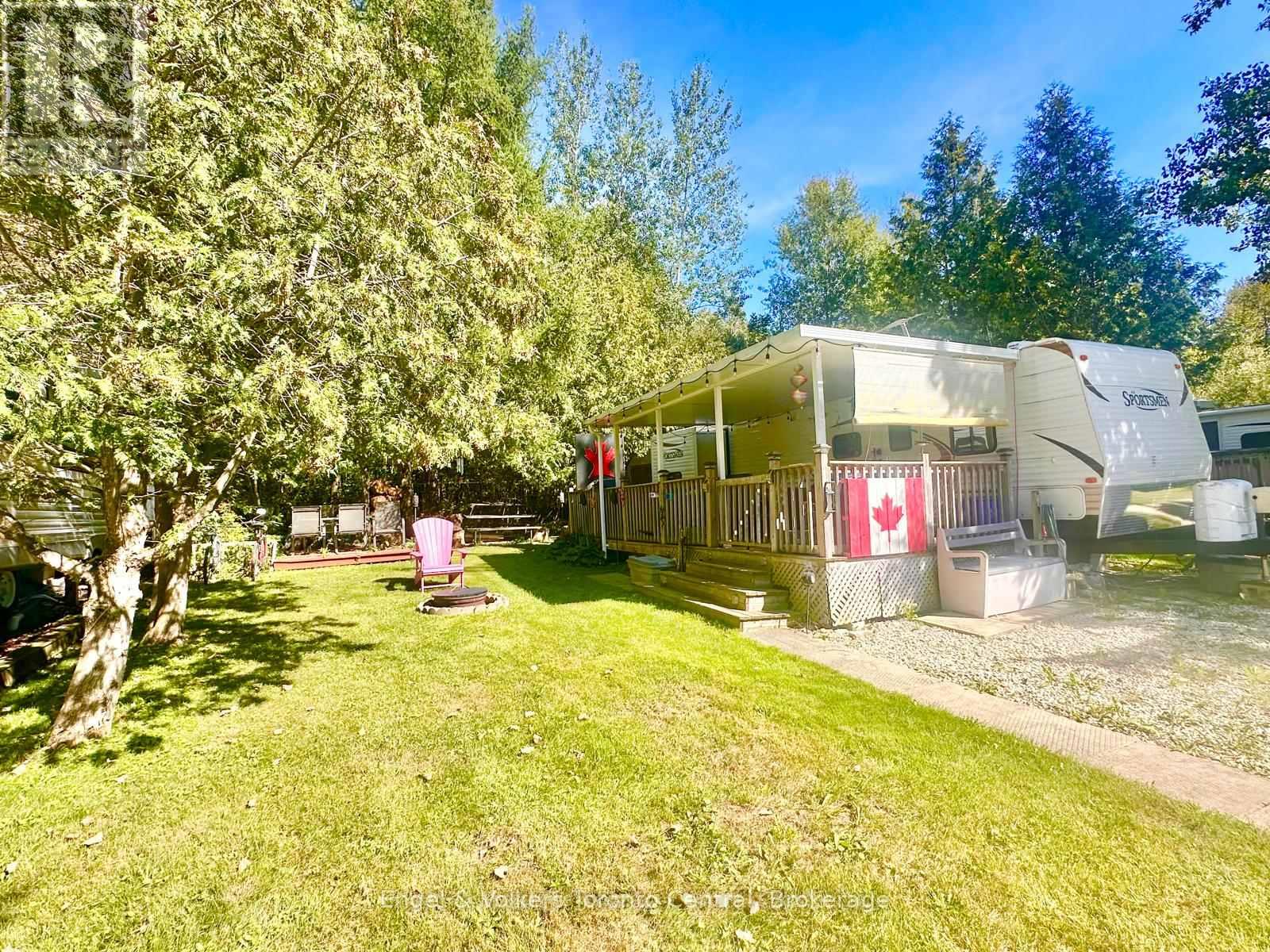L 30 - 7489 Sideroad 5 E Property Photo 2