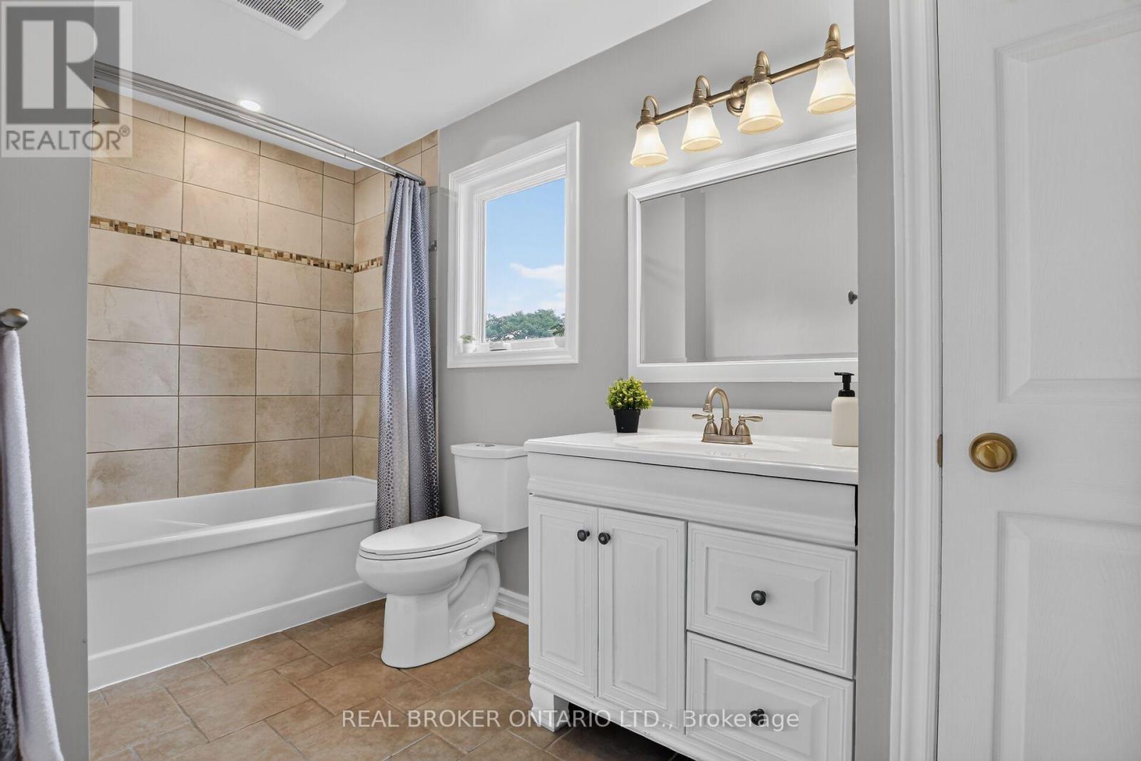 25 Moresby Drive Property Photo 17