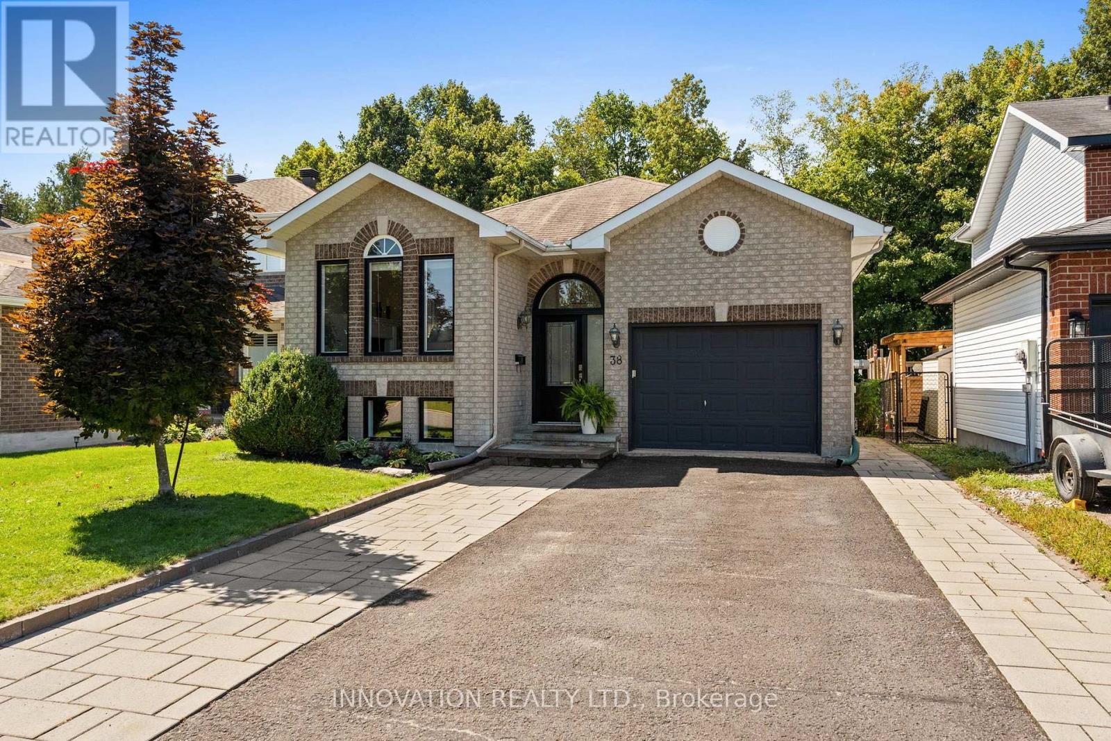 38 Steggall Crescent Property Photo 2