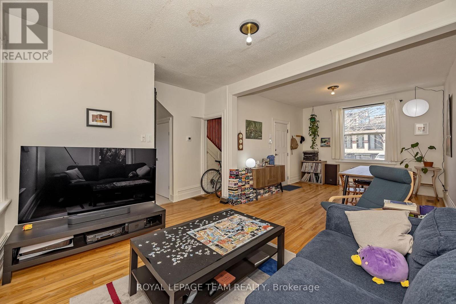 11 Sherbrooke Avenue Property Photo 11