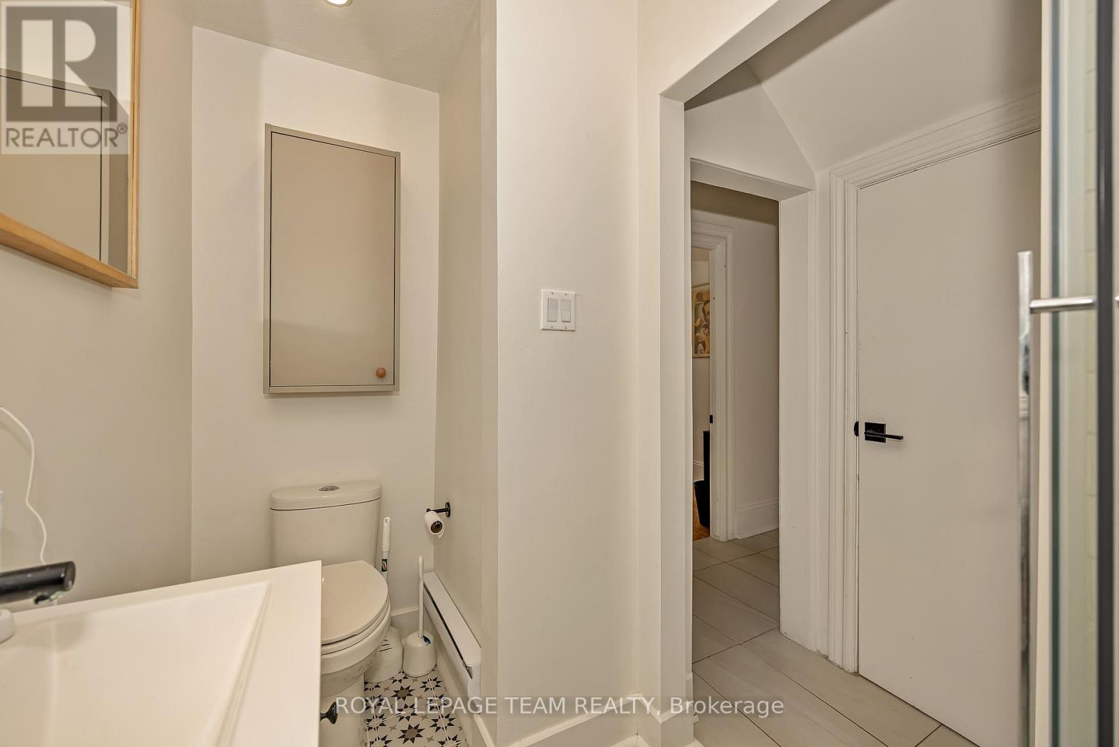 11 Sherbrooke Avenue Property Photo 25