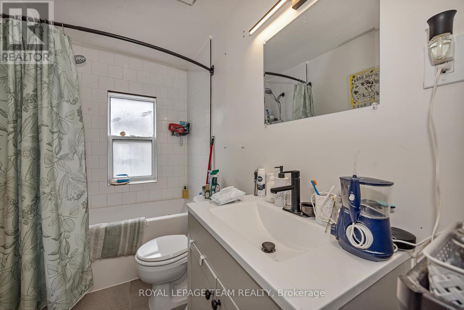 11 Sherbrooke Avenue Property Photo 42