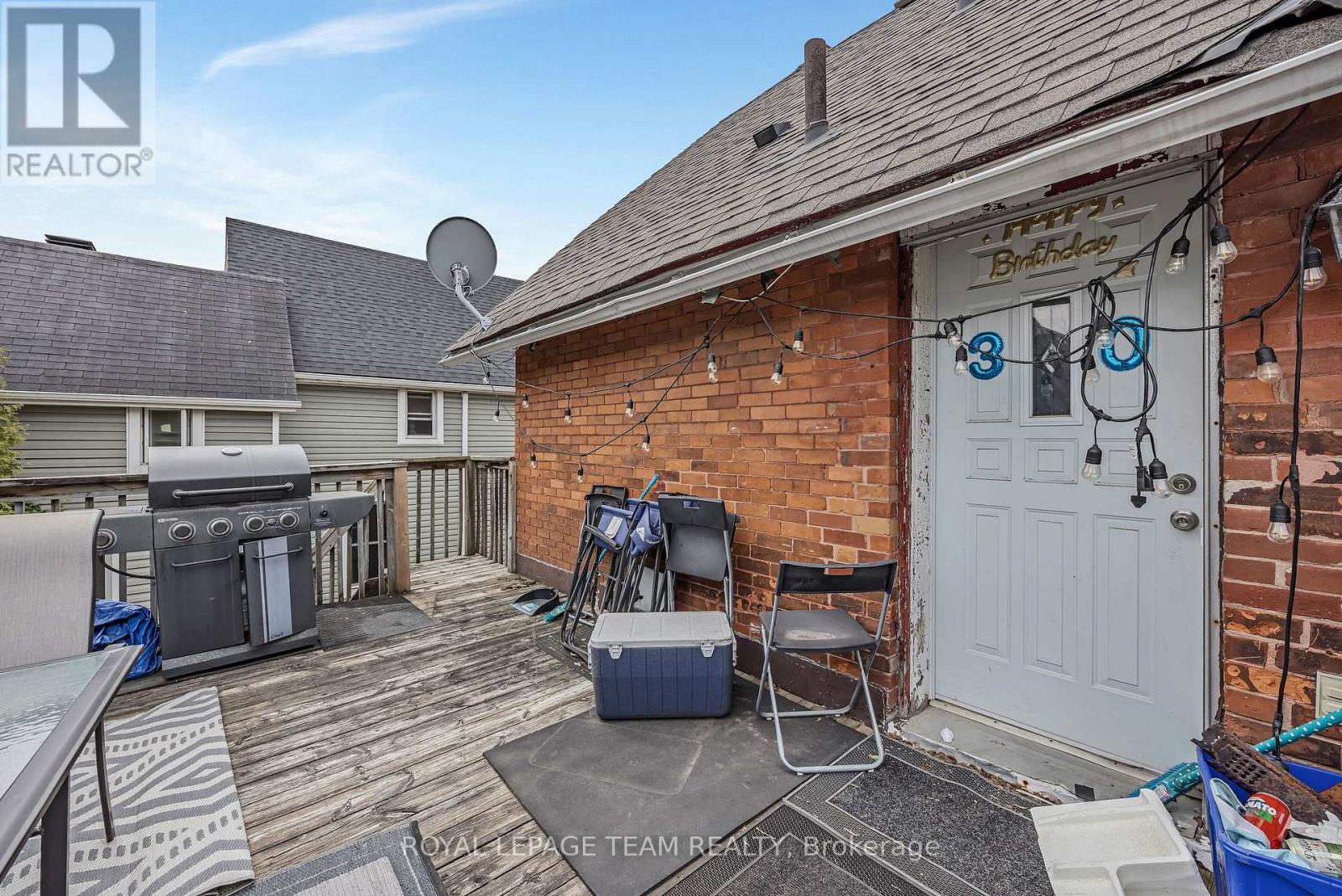 11 Sherbrooke Avenue Property Photo 45