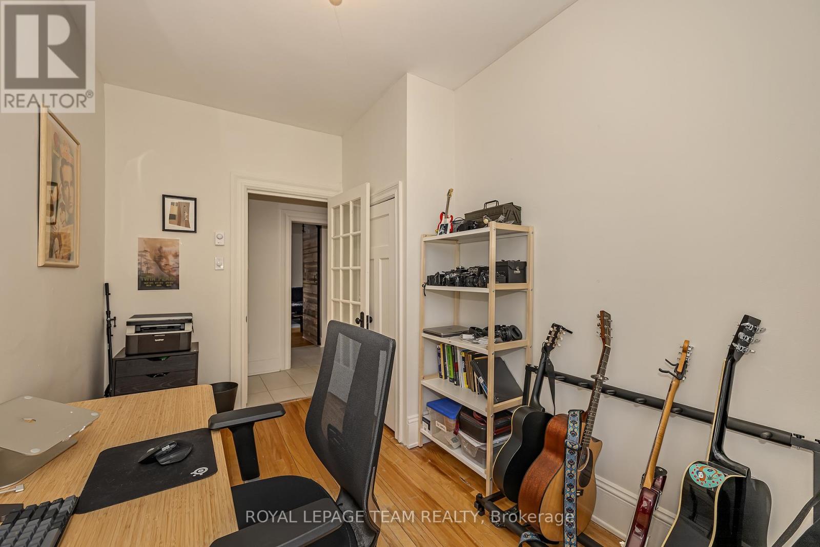 11 Sherbrooke Avenue Property Photo 36