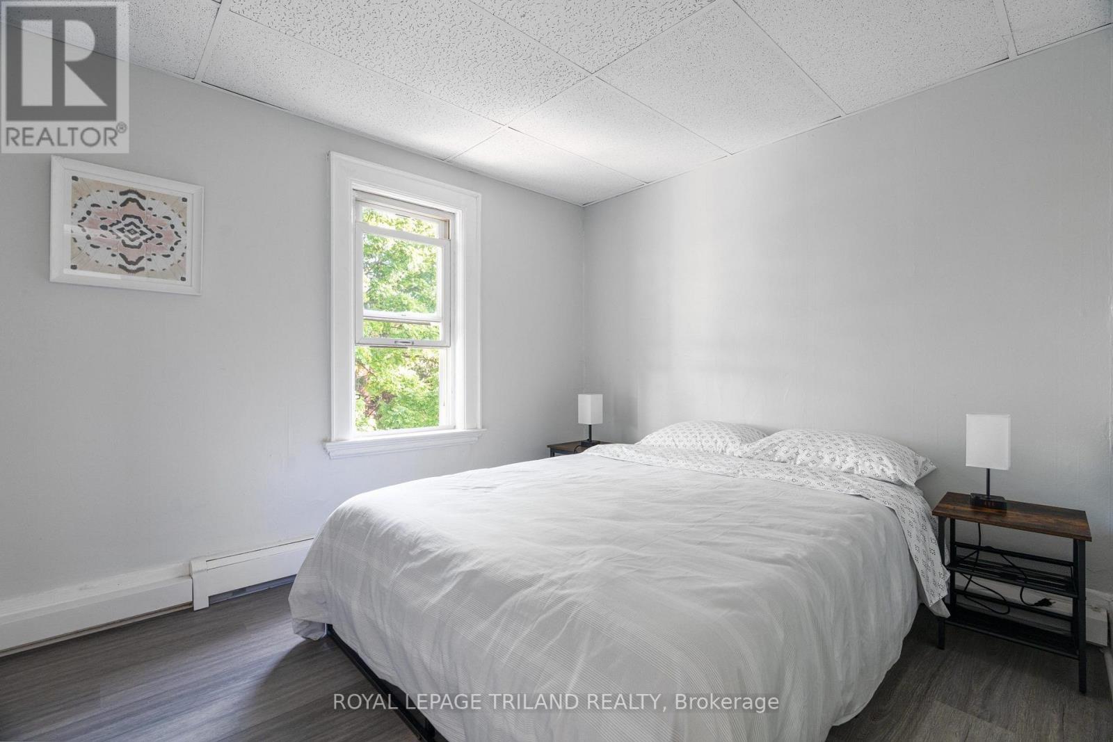 9 - 425 Mckenzie Avenue Property Photo 17