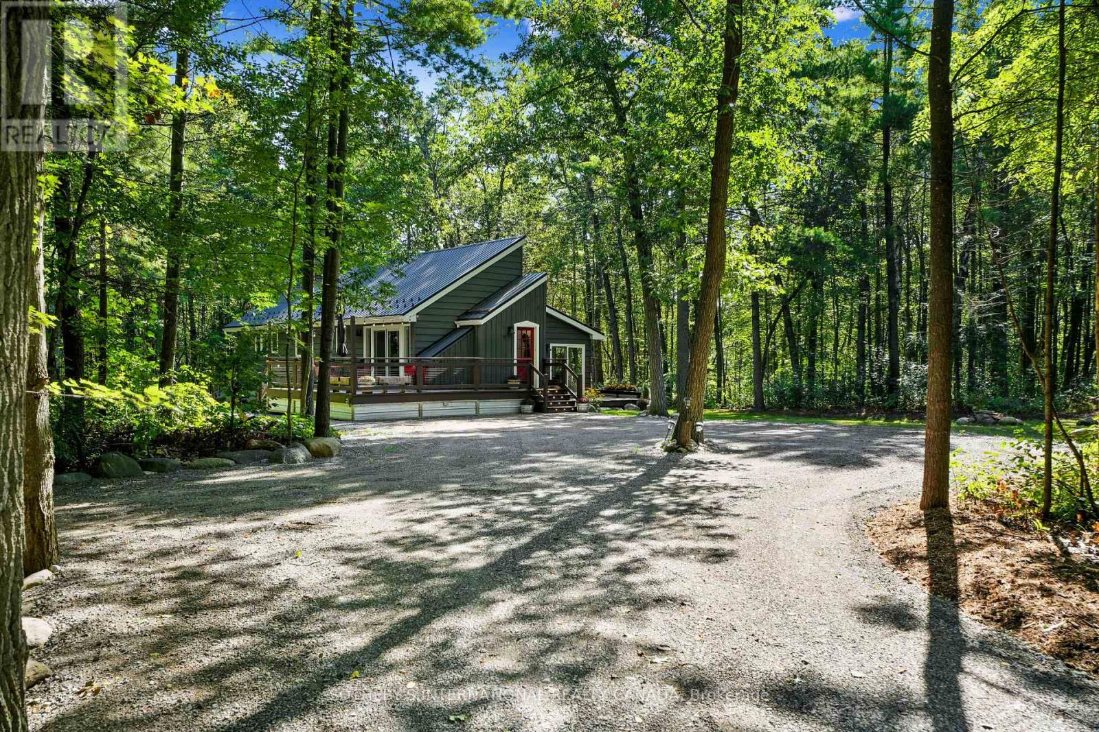 83 Oak Heights Road Property Photo 1