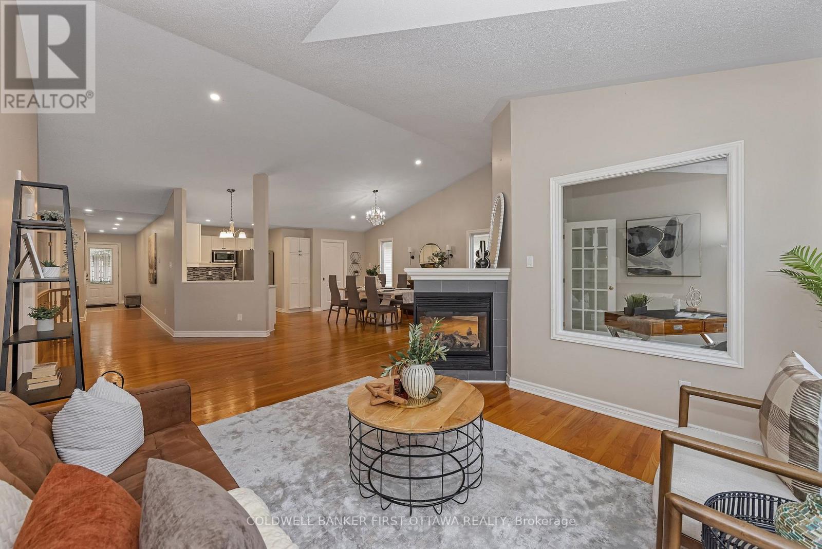 13 Fieldcrest Avenue Property Photo 8