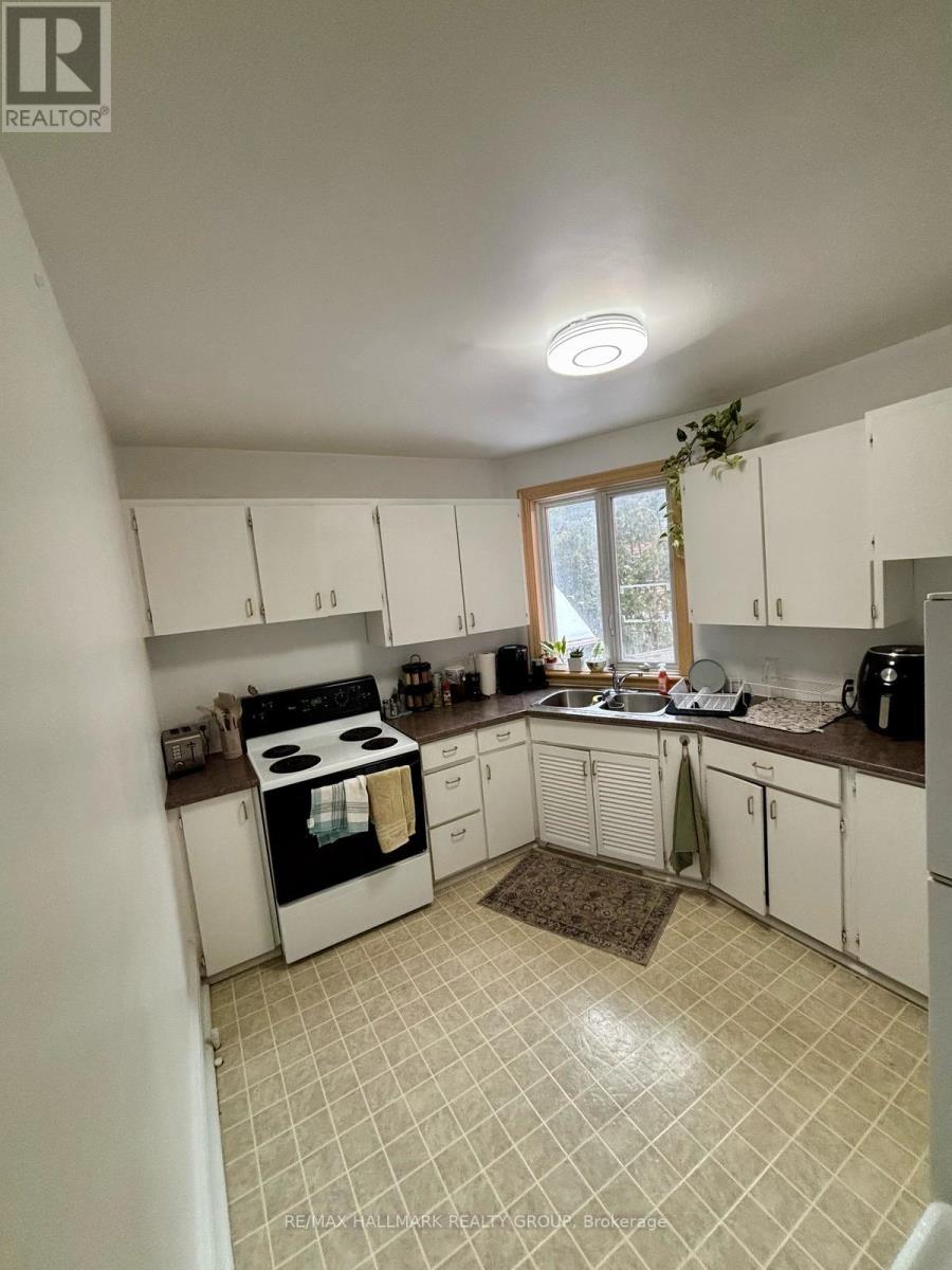5 - 421 Lisgar Street Property Photo 6