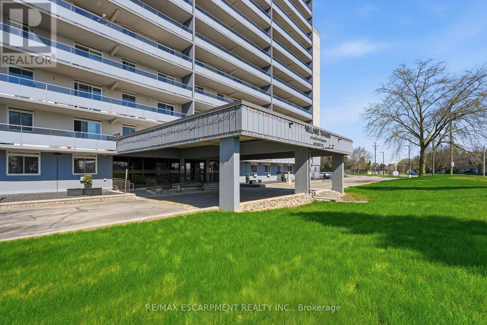 506 - 640 WEST STREET Property Photo 1