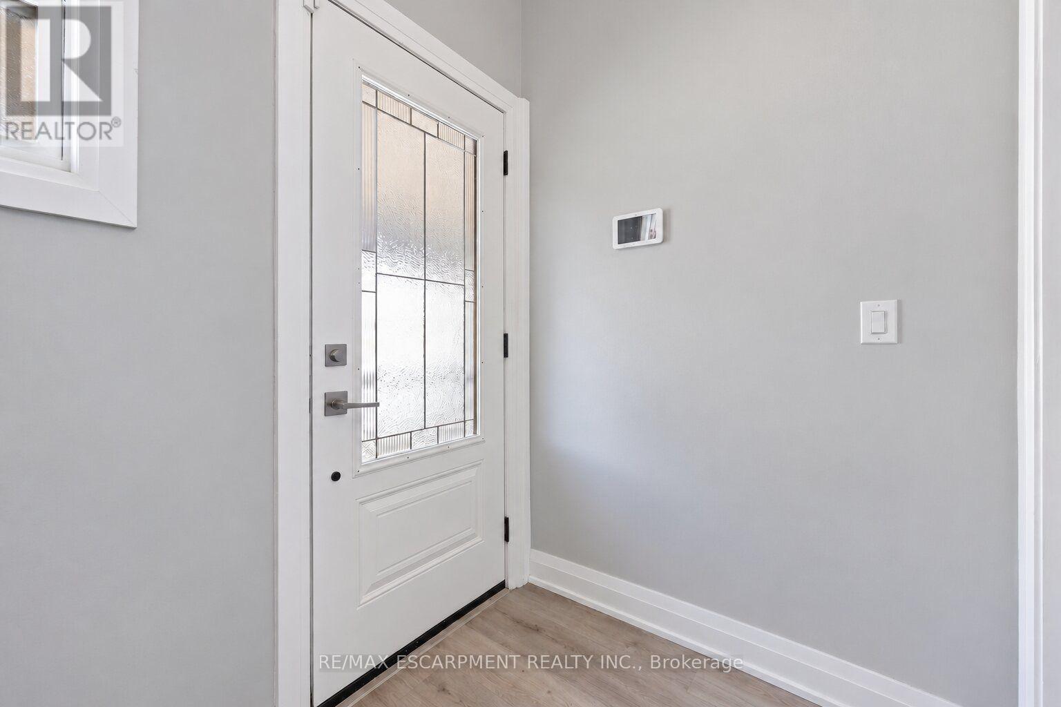 106 Barnesdale Avenue N Property Photo 6