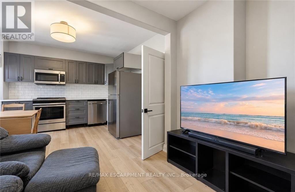 106 Barnesdale Avenue N Property Photo 23