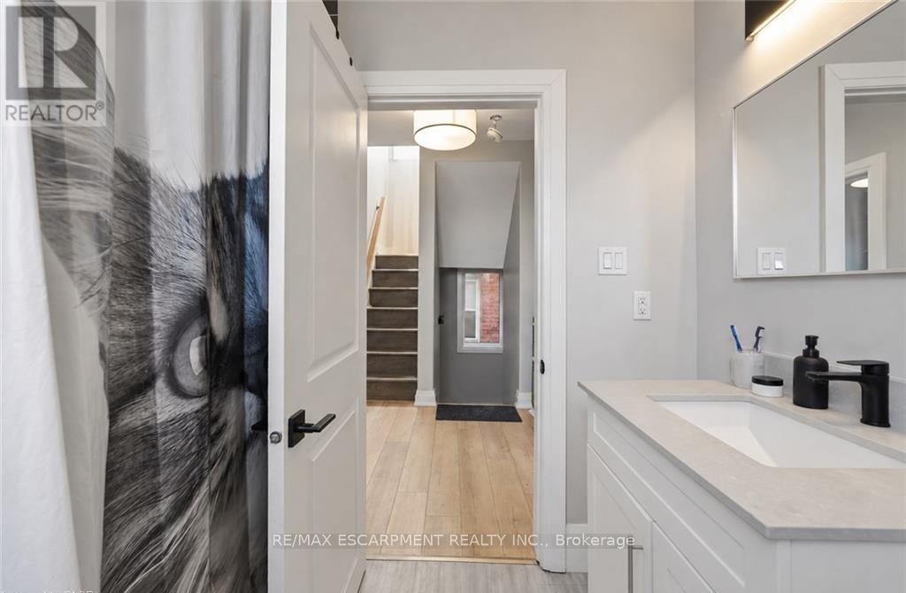 106 Barnesdale Avenue N Property Photo 25