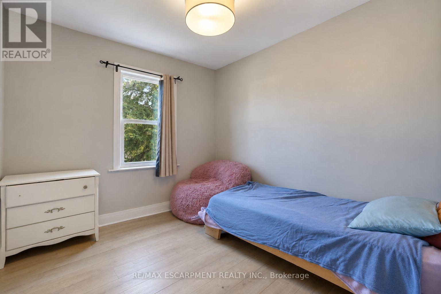 106 Barnesdale Avenue N Property Photo 27