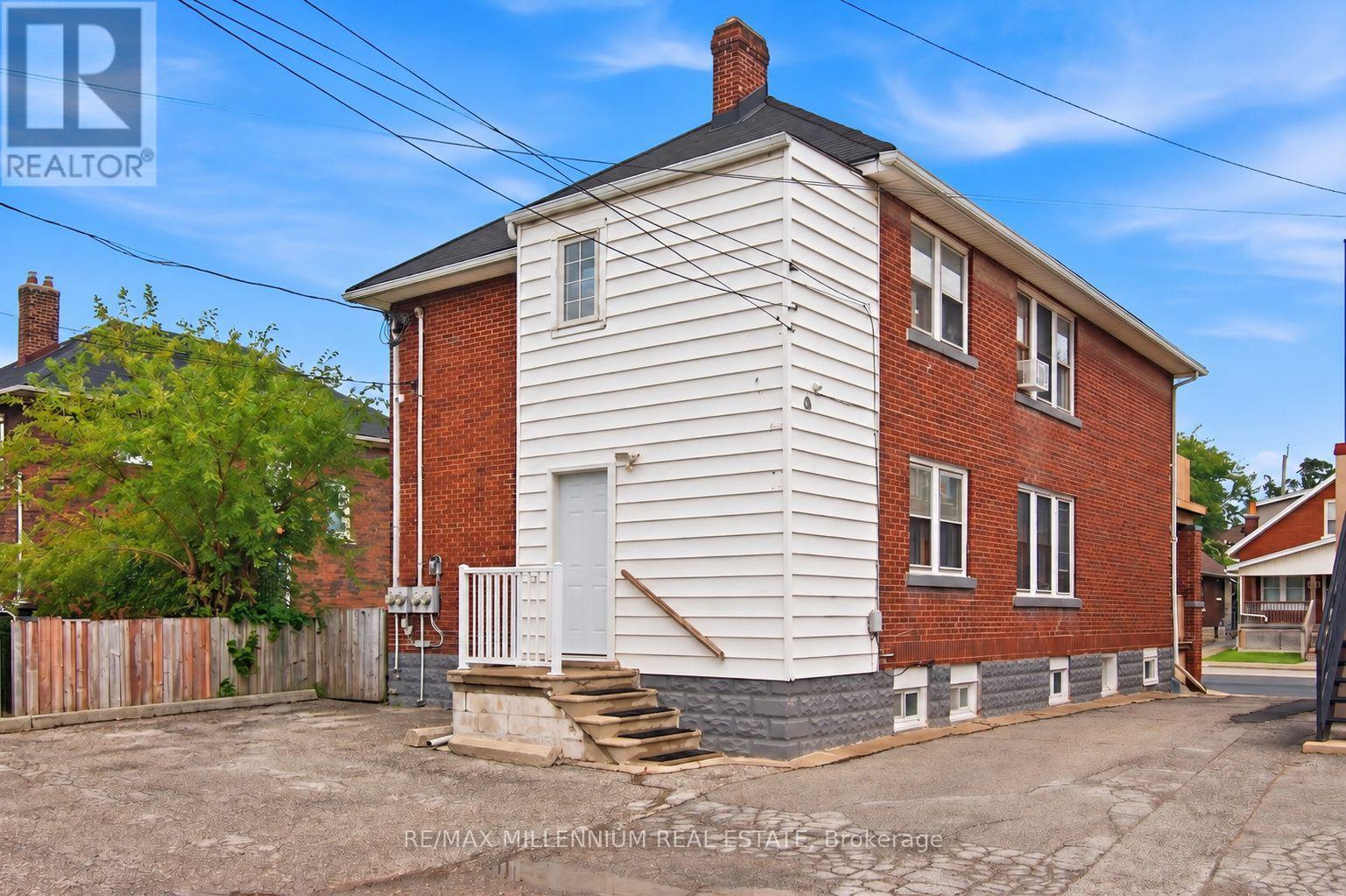 2269-71 Howard Avenue Property Photo 5
