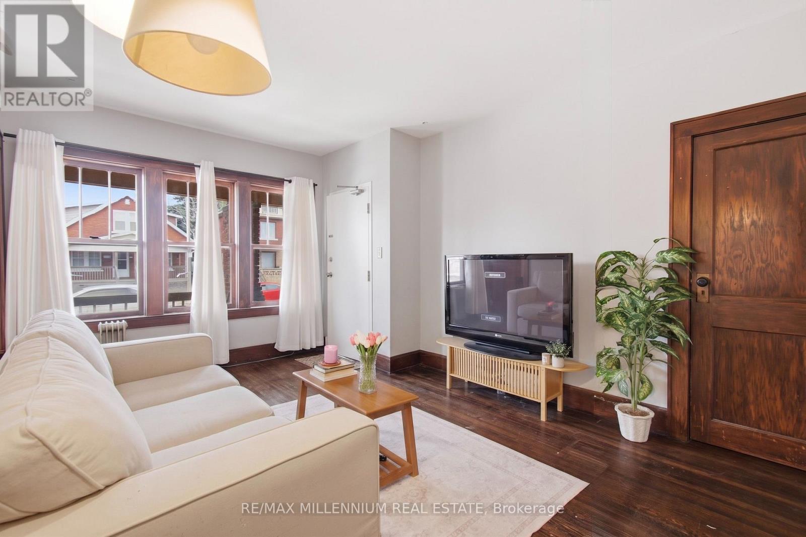 2269-71 Howard Avenue Property Photo 12