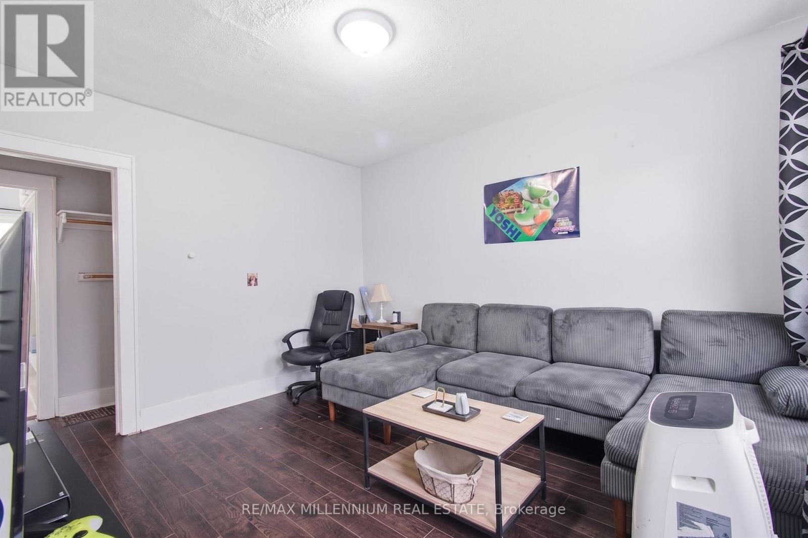 2269-71 Howard Avenue Property Photo 21
