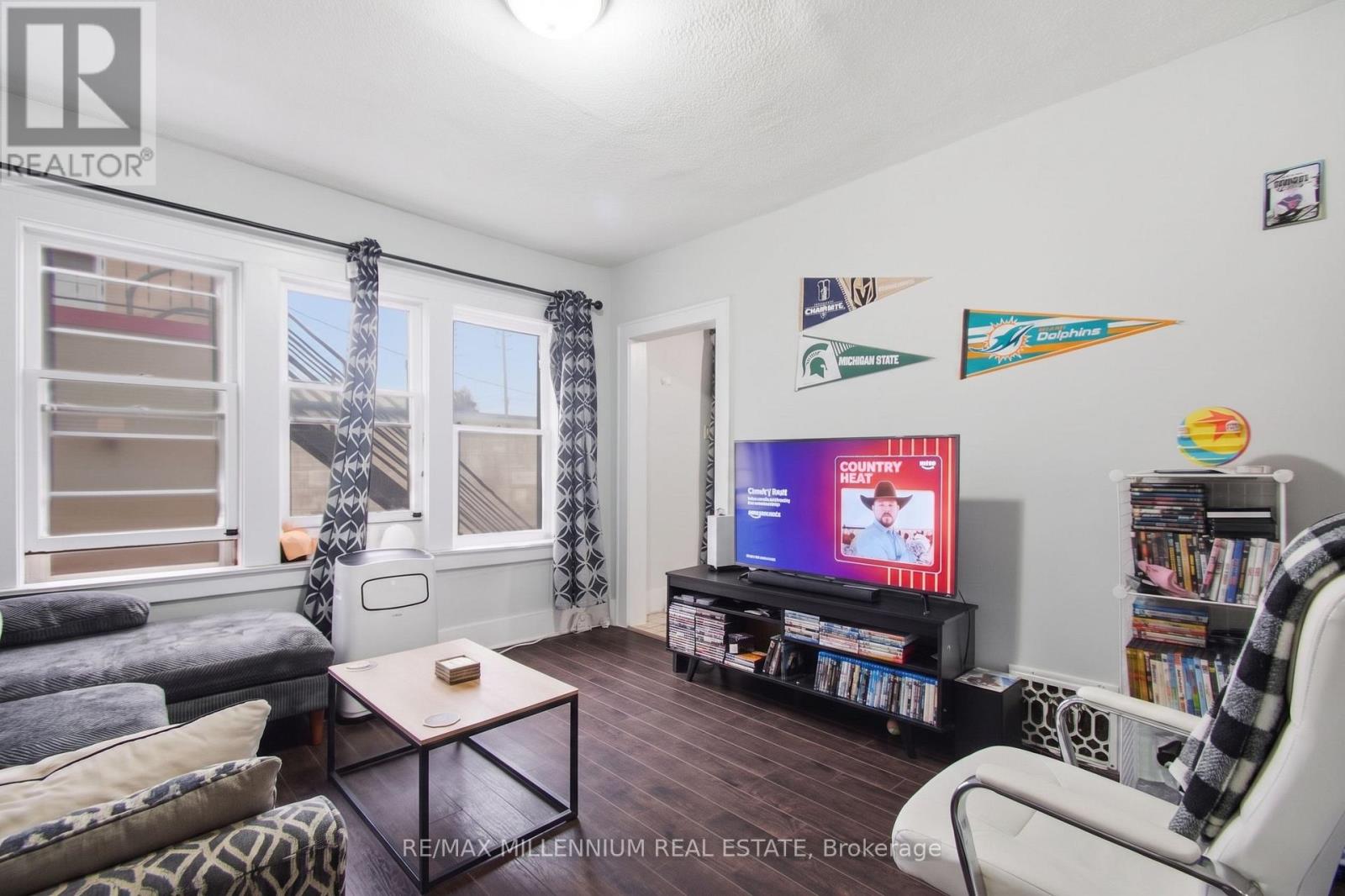 2269-71 Howard Avenue Property Photo 22