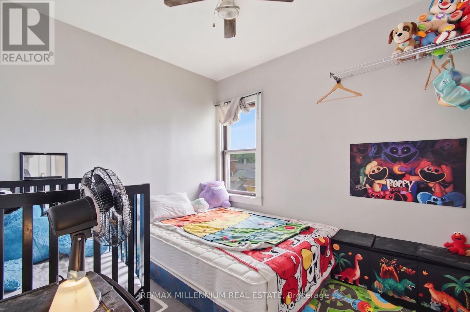 2269-71 Howard Avenue Property Photo 31