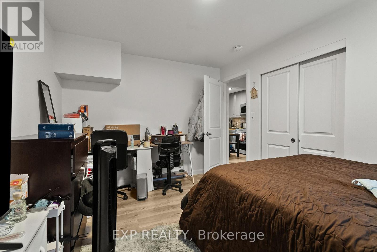 692 Claude Street Property Photo 10