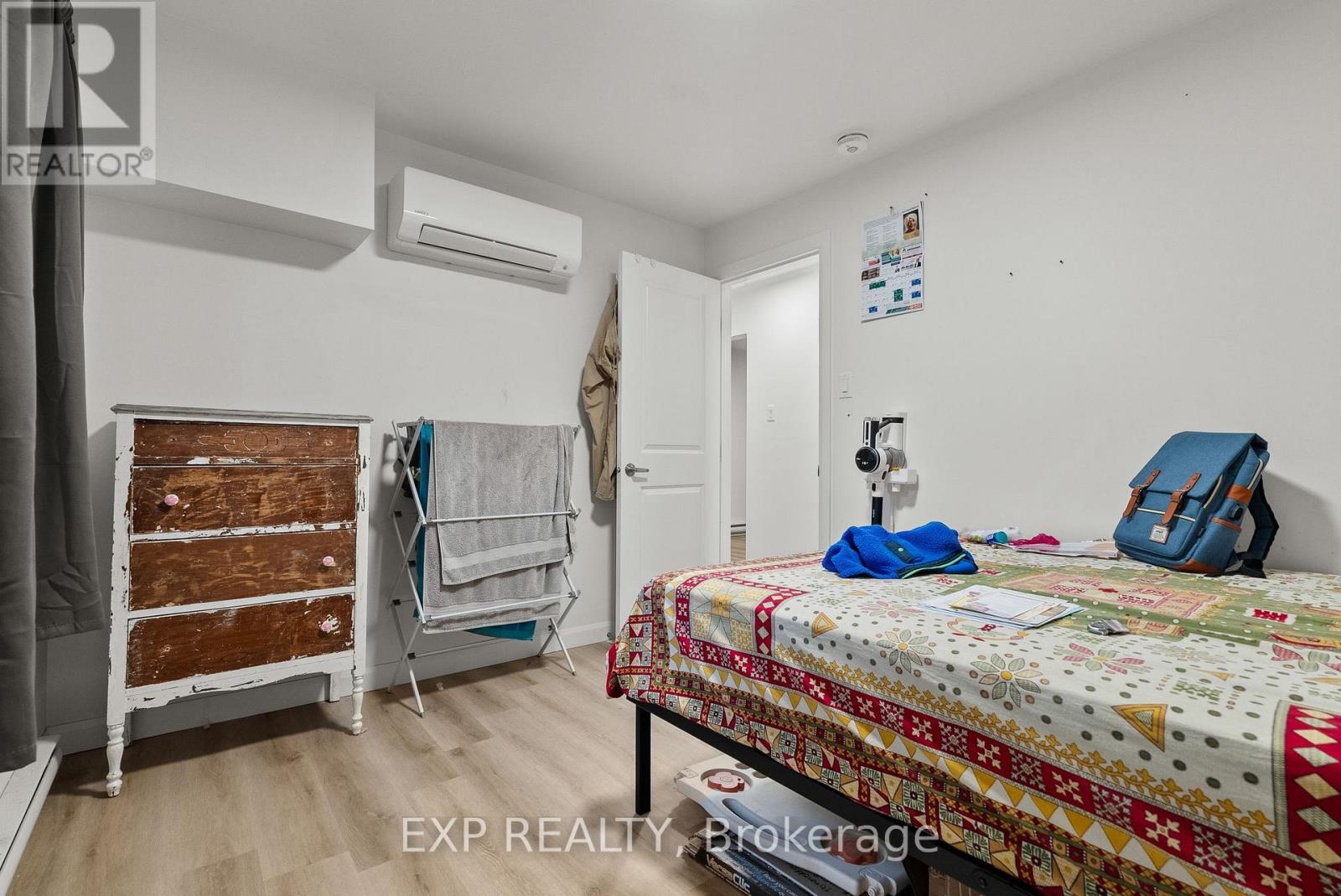 692 Claude Street Property Photo 10