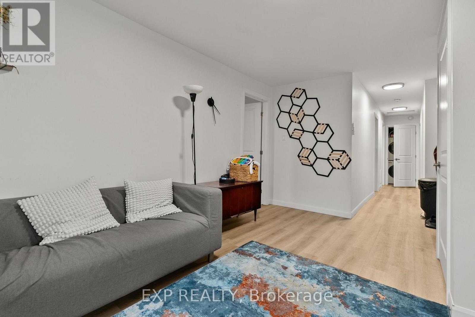 692 Claude Street Property Photo 15