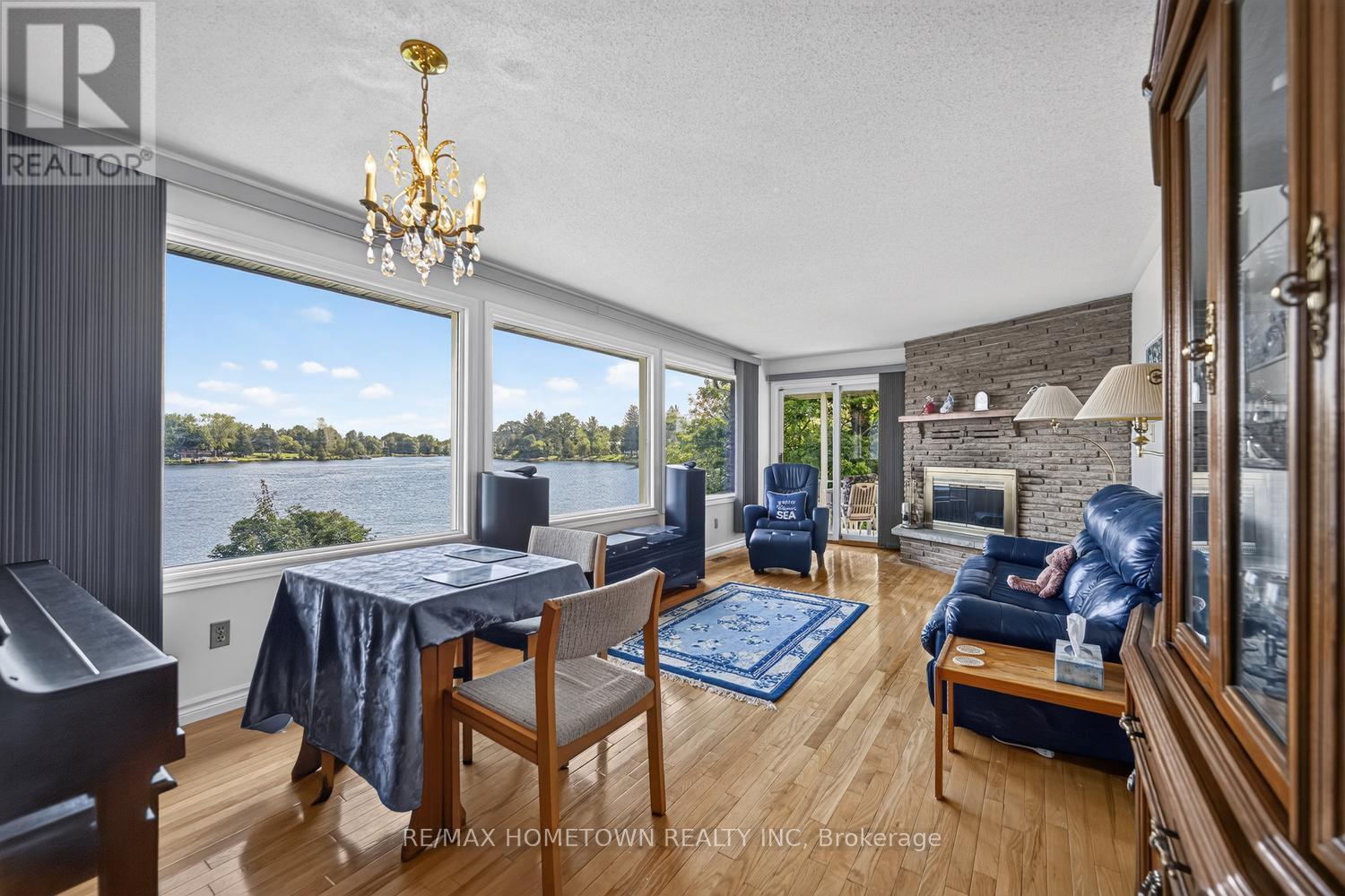 5873 Rideau Valley Drive N Property Photo 8