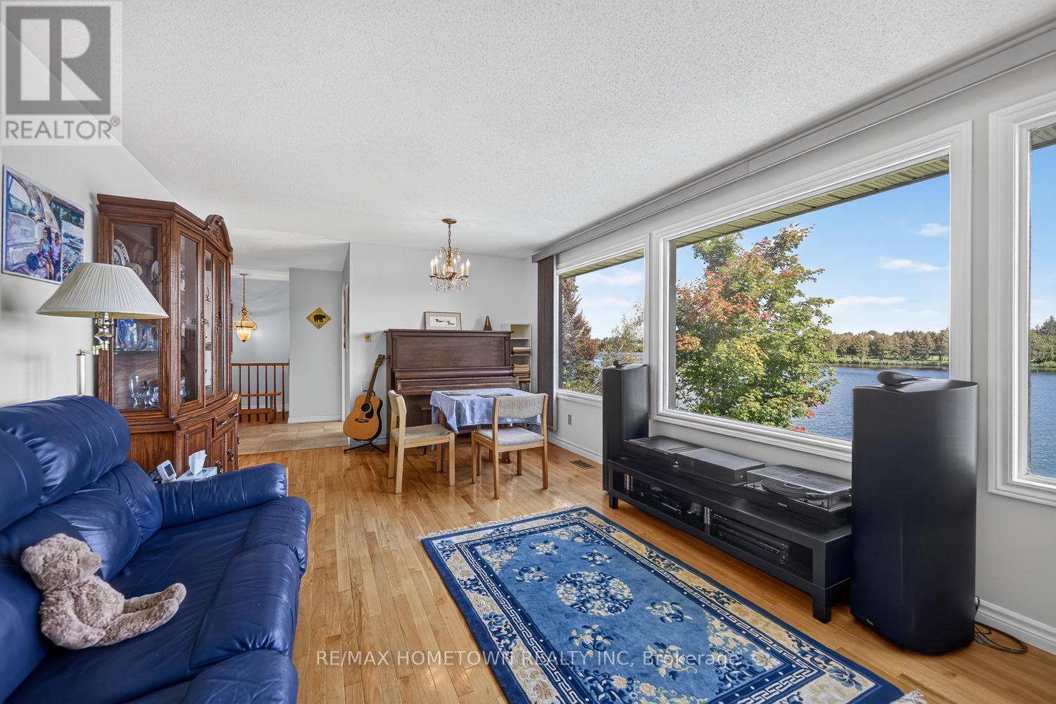 5873 Rideau Valley Drive N Property Photo 11