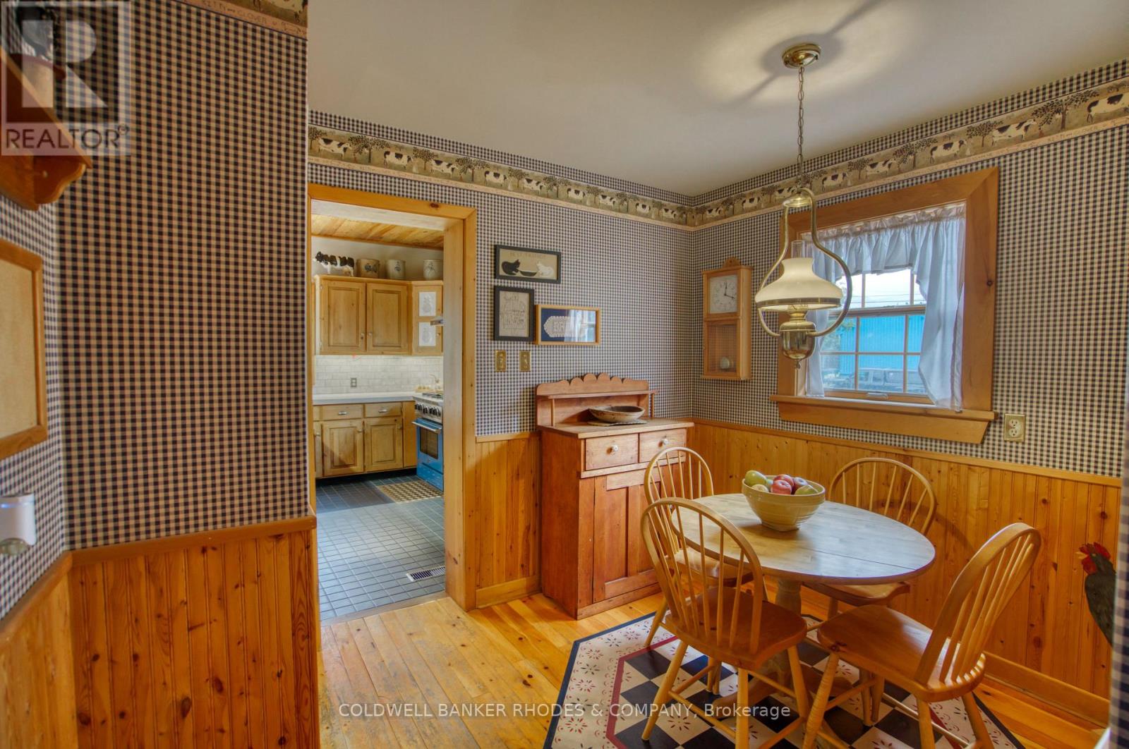 1329 Larose Avenue Property Photo 13