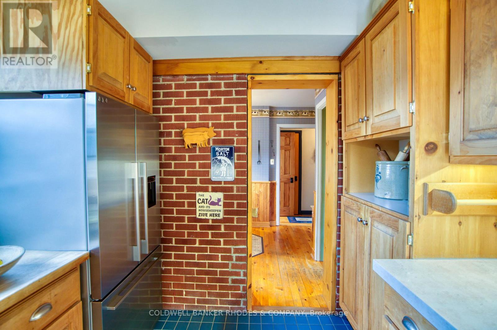 1329 Larose Avenue Property Photo 19