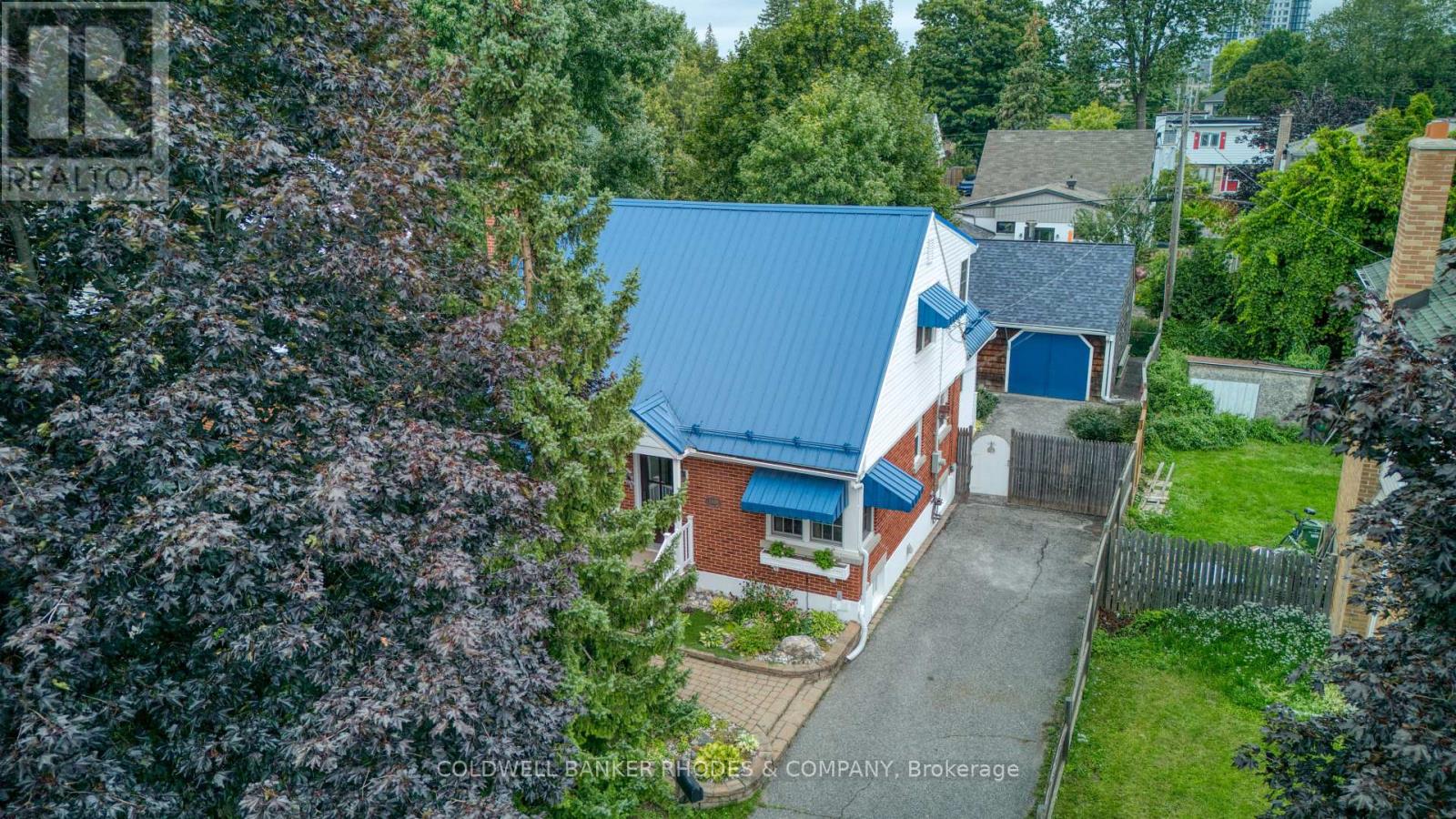 1329 Larose Avenue Property Photo 37