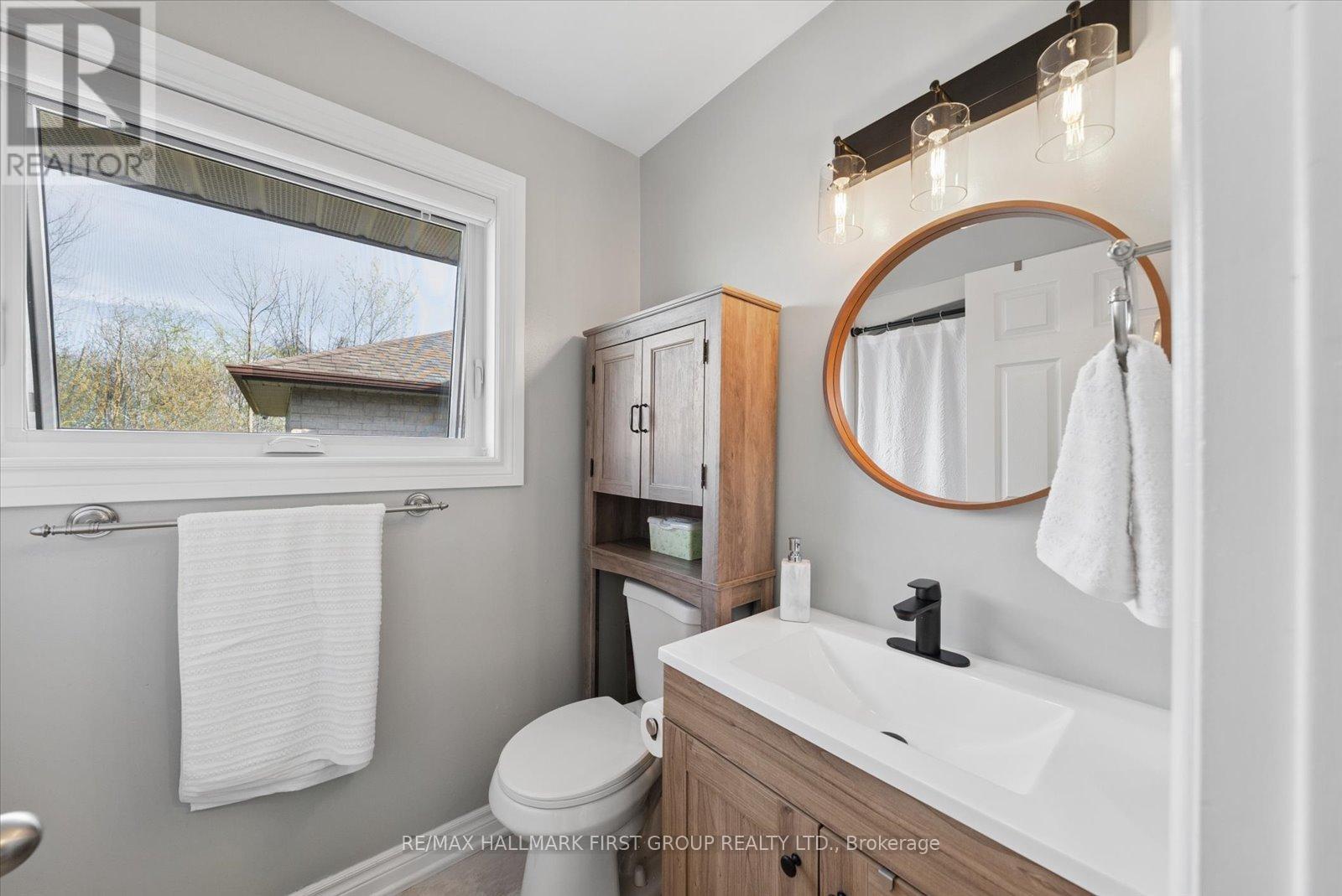 2720 Castle Hill Drive Property Photo 13