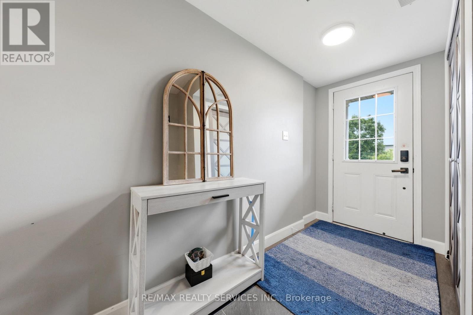 65 - 470 Beach Boulevard Property Photo 6