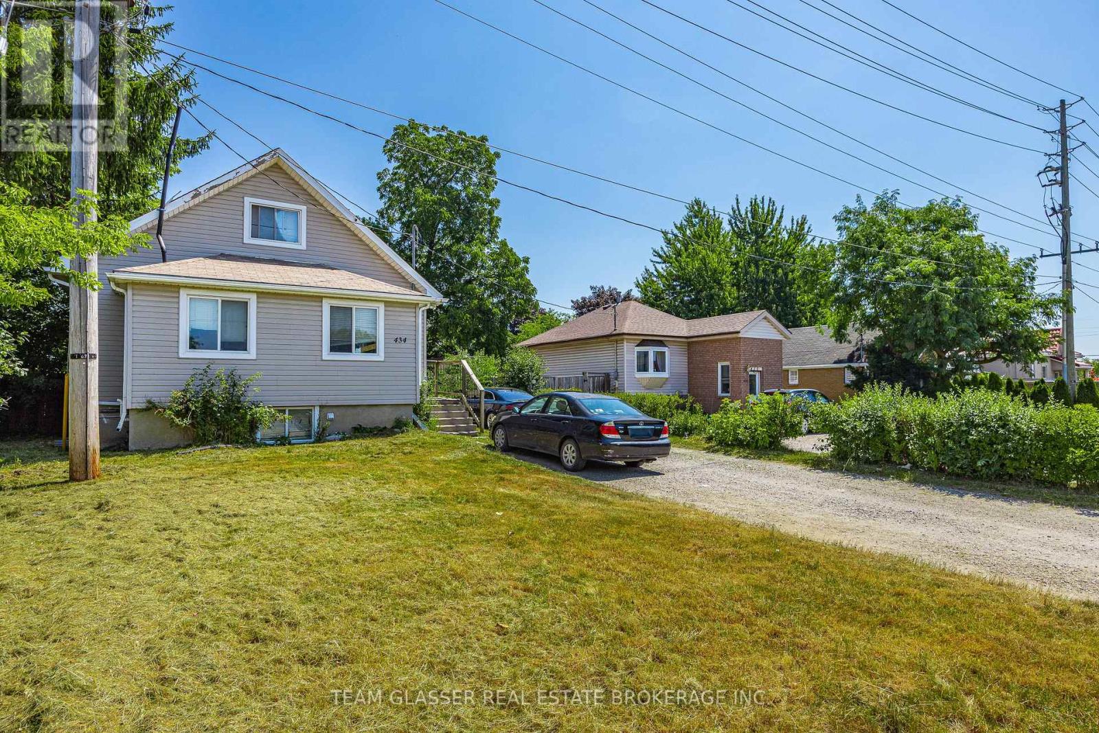 434 Second Street Property Photo 3
