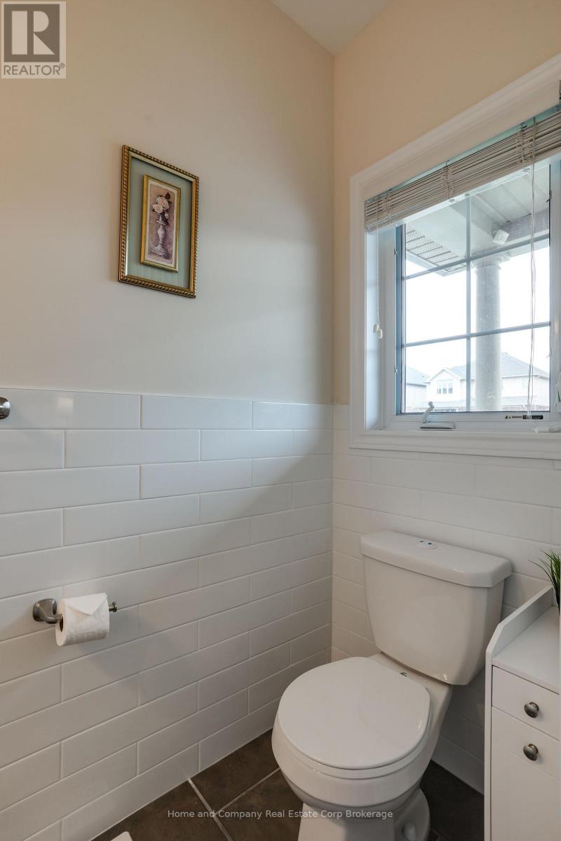 37 Thomas Street Property Photo 7